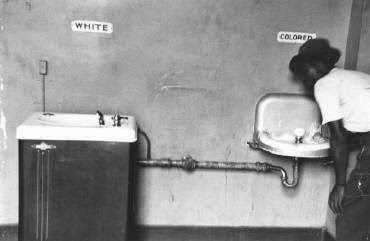 Segregated-water-fountains.jpg