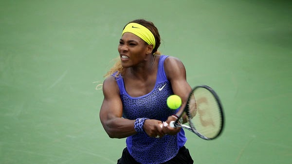 Serena%2BWilliams%2BHUGE%2Bmassive%2Bmuscles%2Bhitting%2Bball.jpg