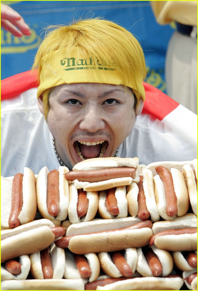 kobayashi-hot-dog-contest09.jpg