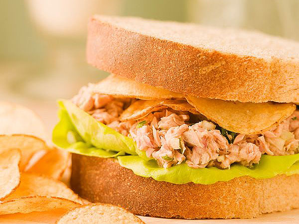 tuna-sandwich-600x450.jpg