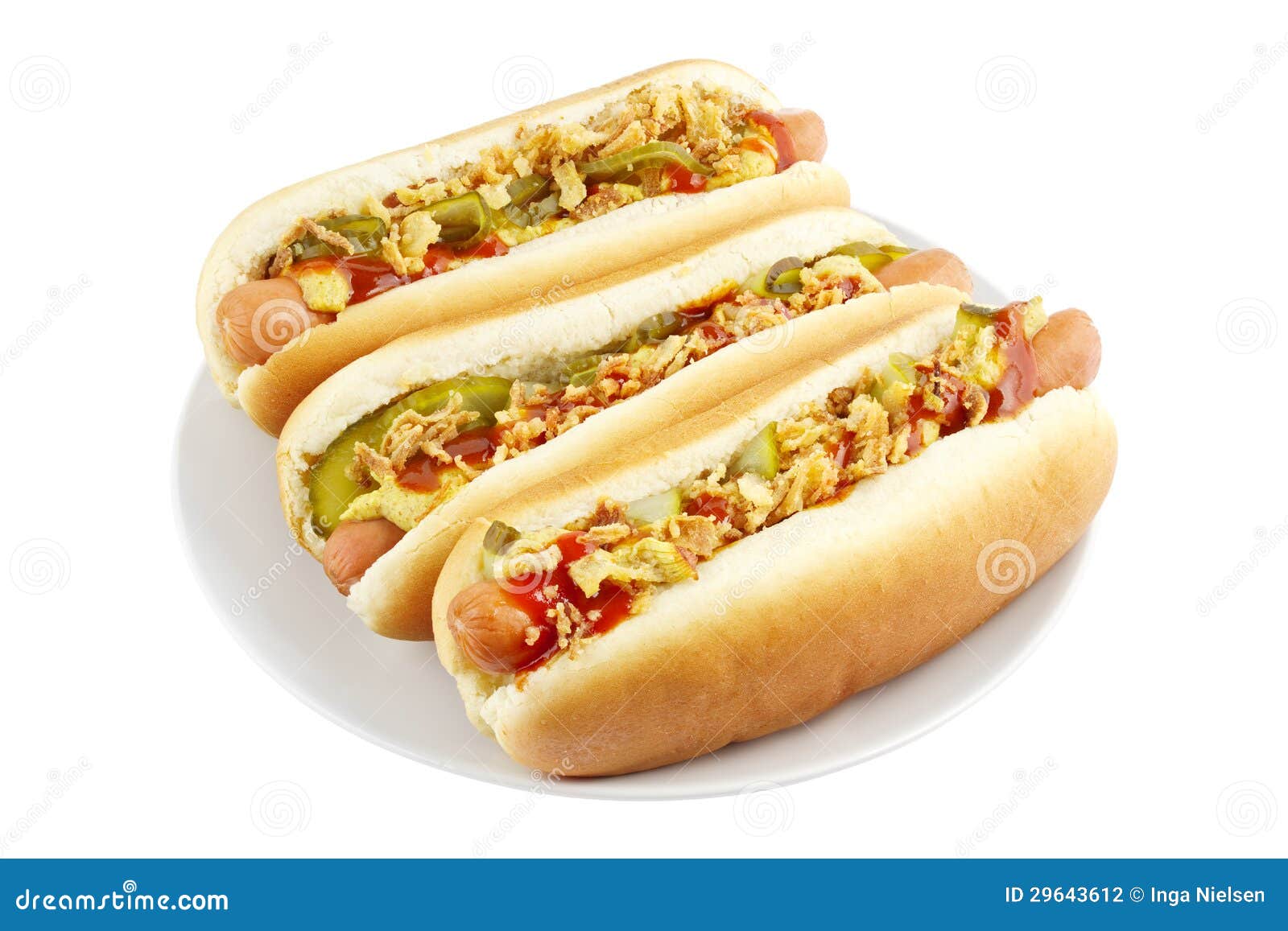 hot-dogs-plate-29643612.jpg