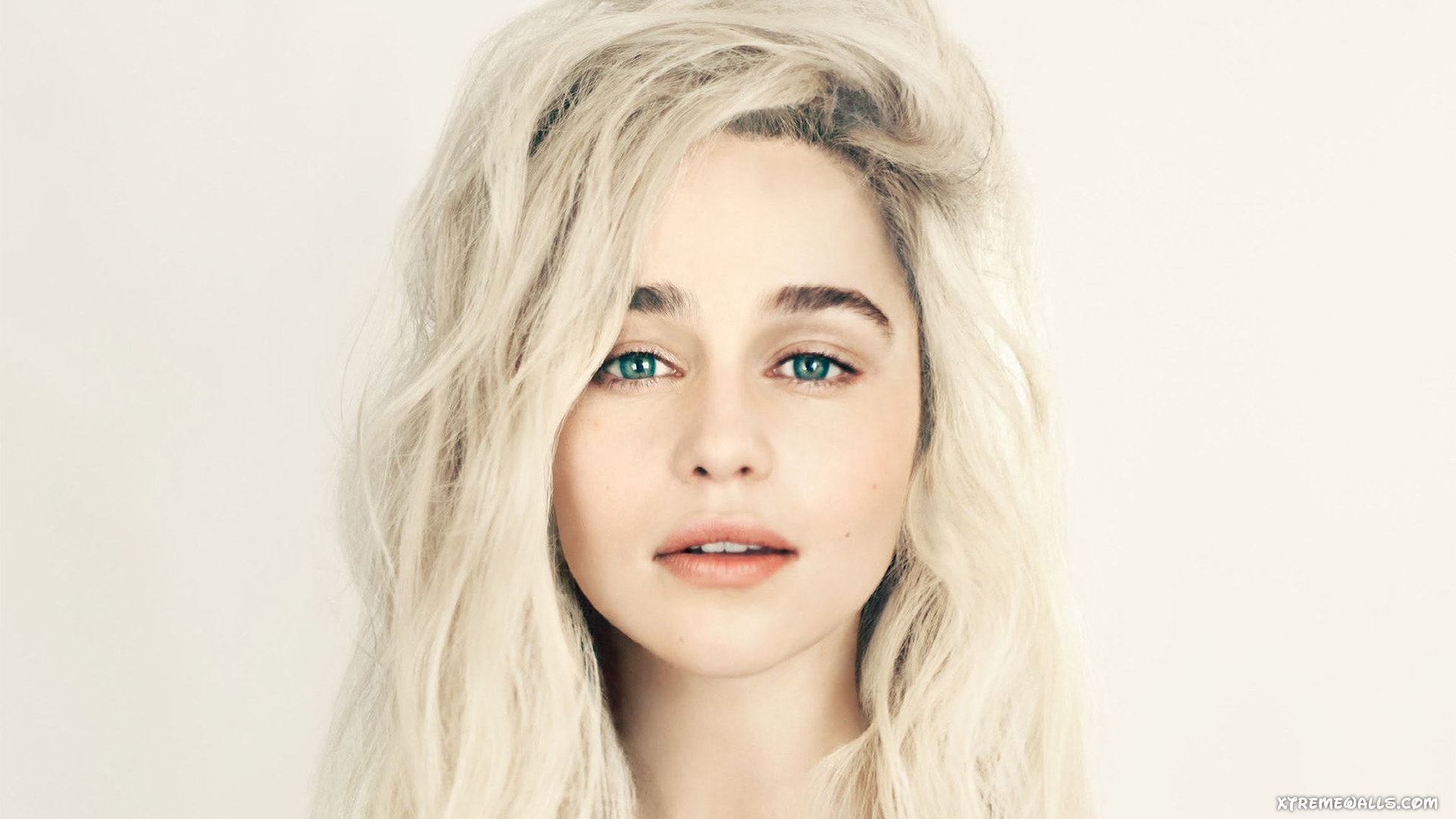 Emilia-Clarke-hot.jpg